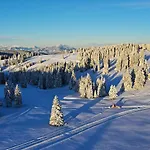 Natura 4*