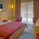 Natura Hotel