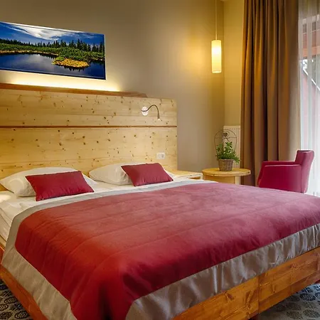 Ξενοδοχείο Natura 4*